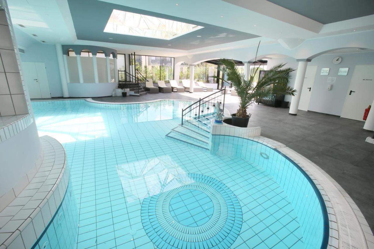 25H Spa-Residenz Pools In & Out, Private Garden & Beach 滨湖新锡德尔 外观 照片