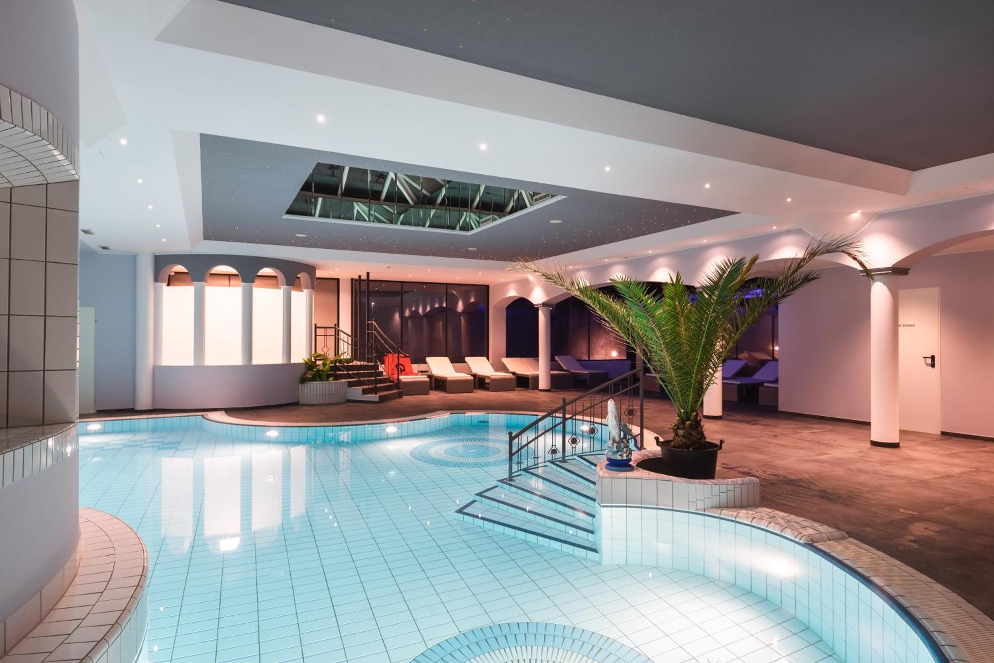 25H Spa-Residenz Pools In & Out, Private Garden & Beach 滨湖新锡德尔 外观 照片